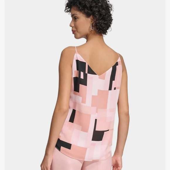 EUC Calvin Klein Women's Sleeveless Printed V-Neck Top Black / Desert Rose Med - Picture 3 of 12